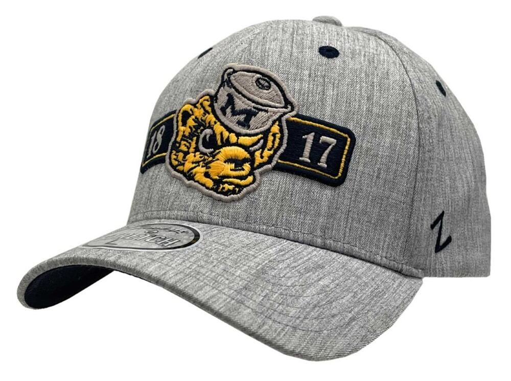 Zephyr Michigan Wolverines Wolverine 1817 Chaperone Vault Stretch Fit Hat / Cap